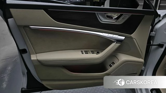 Audi A7 (4K) id 4245532 из Кореи 16