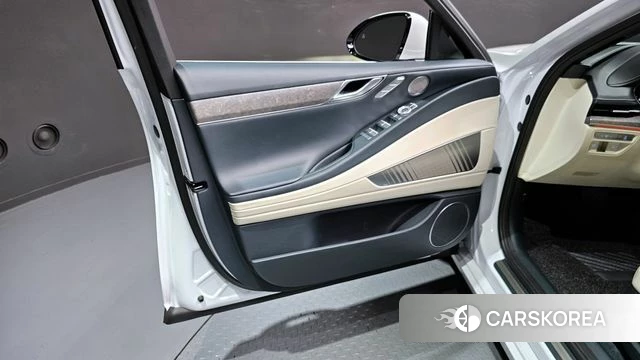 Genesis Electrified G80 (RG3) id 4202005 из Кореи 16