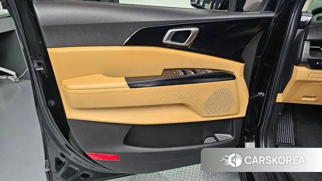 Kia Carnival 4th generation id 4224603 из Кореи 16