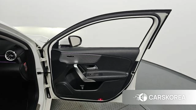 Mercedes-Benz A-Class W177 id 4865002 из Кореи 16