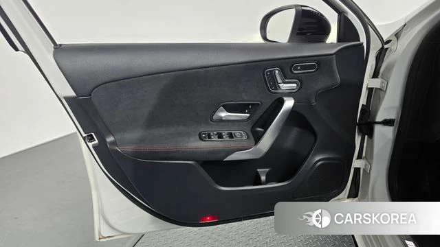 Mercedes-Benz A-Class W177 id 4458565 из Кореи 16