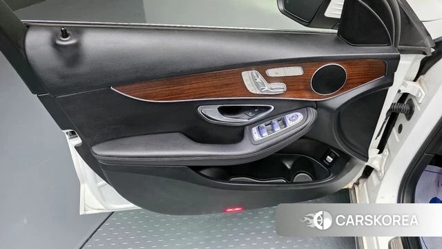 Mercedes-Benz C-Class W205 id 4225329 из Кореи 16