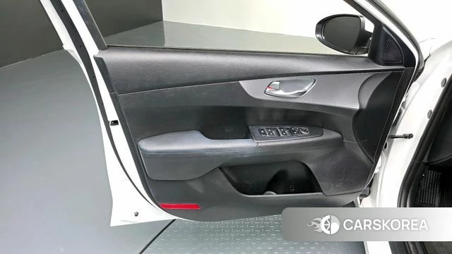 Kia The New K3 2nd generation id 4389385 из Кореи 16