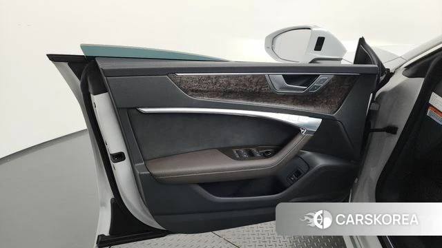 Audi A7 (4K) id 4324995 из Кореи 16