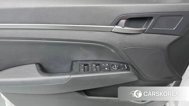 Hyundai The New Avante AD id 4502173 из Кореи 16