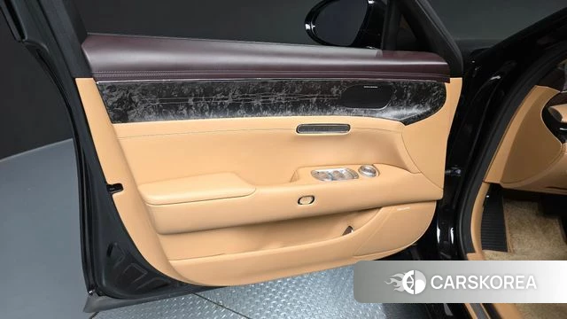 Genesis G90 (RS4) id 4618468 из Кореи 16