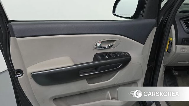 Kia The New Carnival id 4596017 из Кореи 16