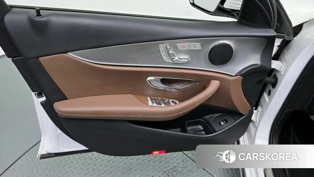 Mercedes-Benz E-Class W213 id 4416830 из Кореи 16