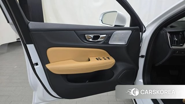 Volvo S60 3rd generation id 4377603 из Кореи 16