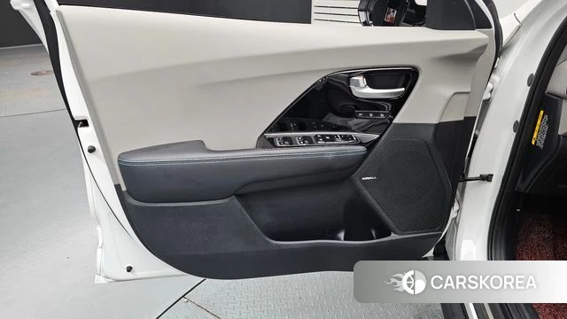 Kia Niro EV id 4667703 из Кореи 16