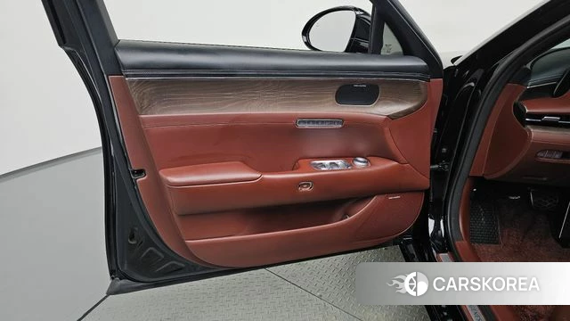 Genesis G90 (RS4) id 4303344 из Кореи 16