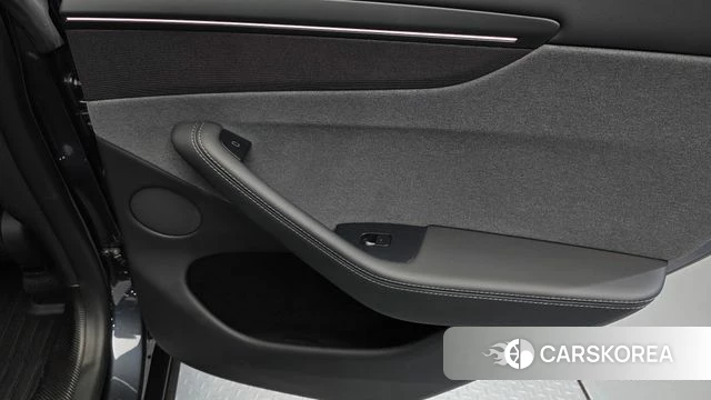 Tesla Model Y id 4353978 из Кореи 16