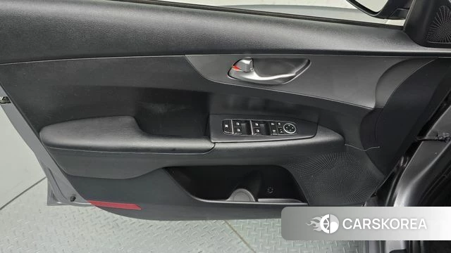 Kia Come New K3 id 4458708 из Кореи 16