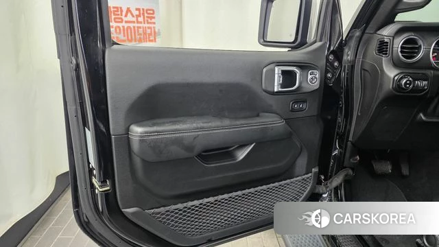 Jeep Wrangler (JL) id 4609896 из Кореи 16