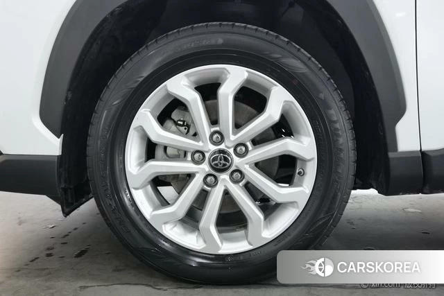Toyota Fenglanda id 4307696 из Китая 16