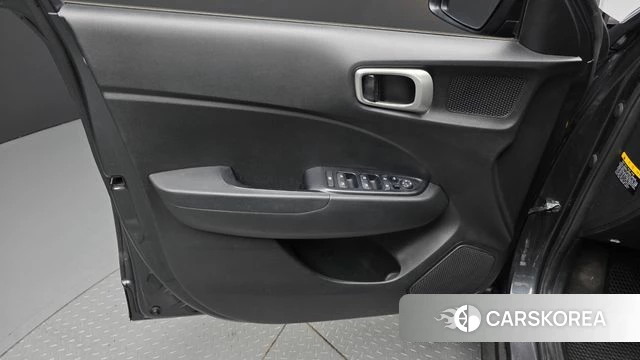 Hyundai Venue id 4362988 из Кореи 16