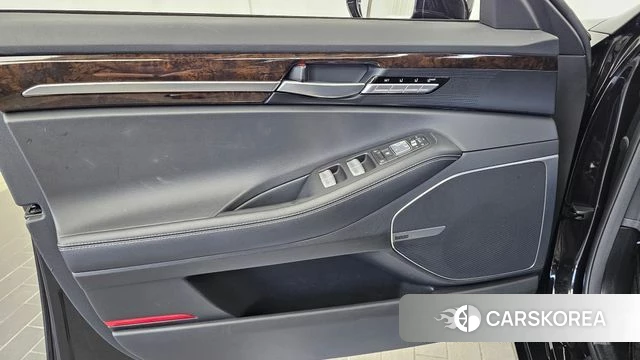 Genesis G90 id 4780899 из Кореи 16