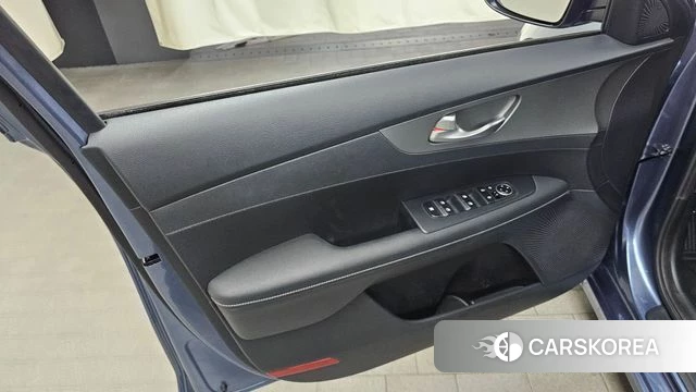 Kia Come New K3 id 4294719 из Кореи 16