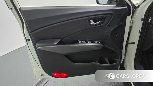 Ssangyong Tivoli Armor id 4760265 из Кореи 16