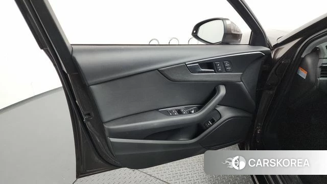 Audi A4 (B9) id 4318138 из Кореи 16