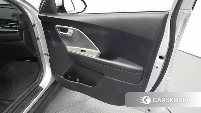 Kia Niro Plus id 4854782 из Кореи 16