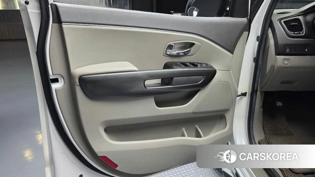 Kia All New Carnival id 4722738 из Кореи 16