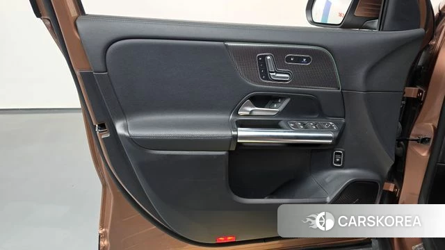Mercedes-Benz EQA H243 id 4524449 из Кореи 16