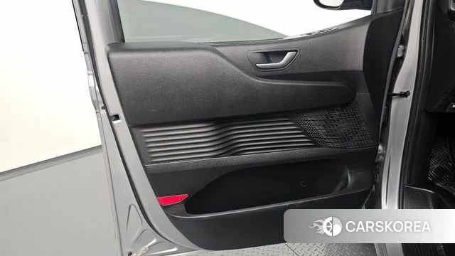 Hyundai Staria id 4847403 из Кореи 16