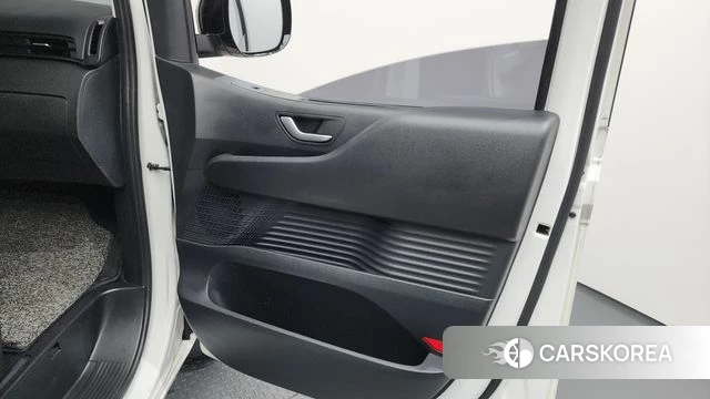 Hyundai Staria id 4636531 из Кореи 16