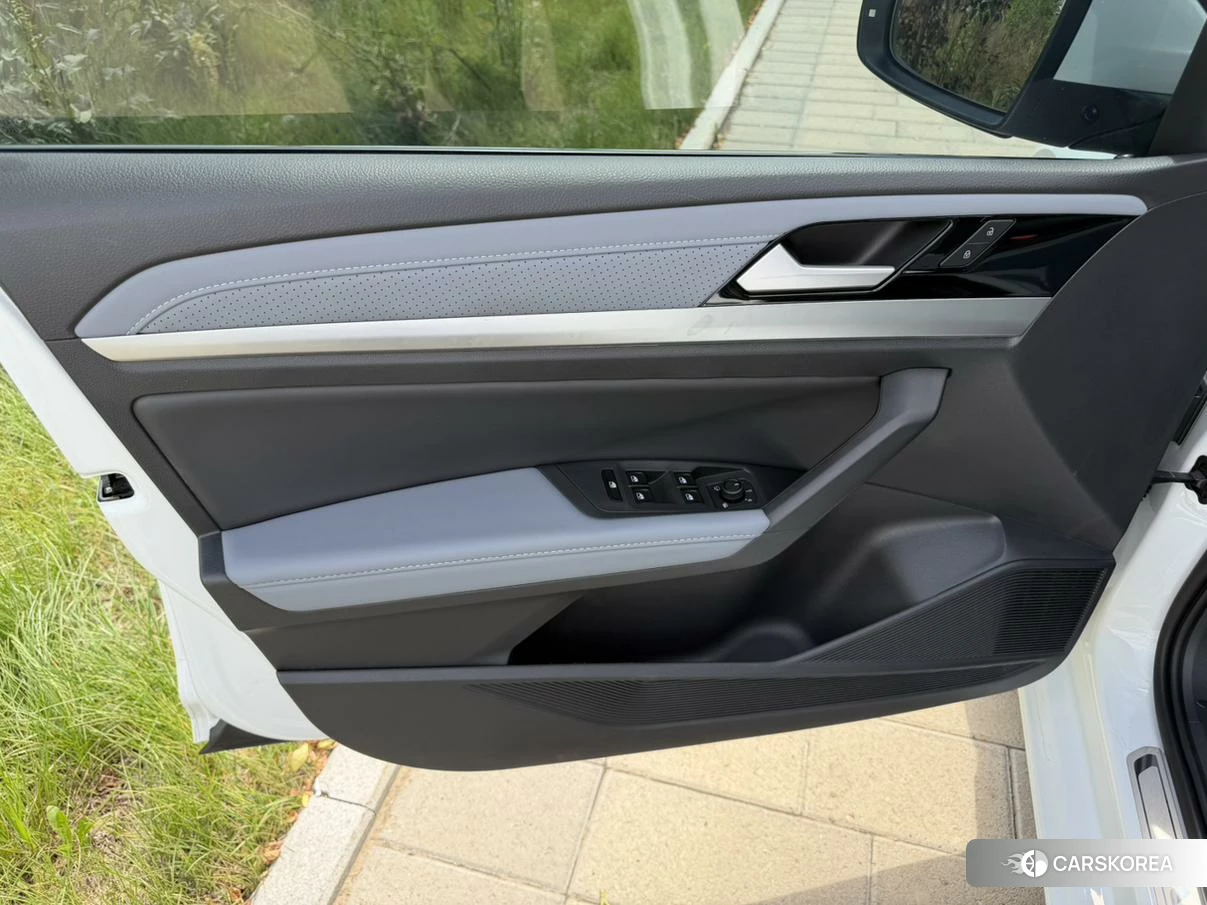 Volkswagen Lavida id 4487155 из Китая 16