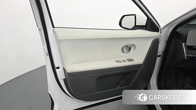 Hyundai Ionic 5 id 4185971 из Кореи 16