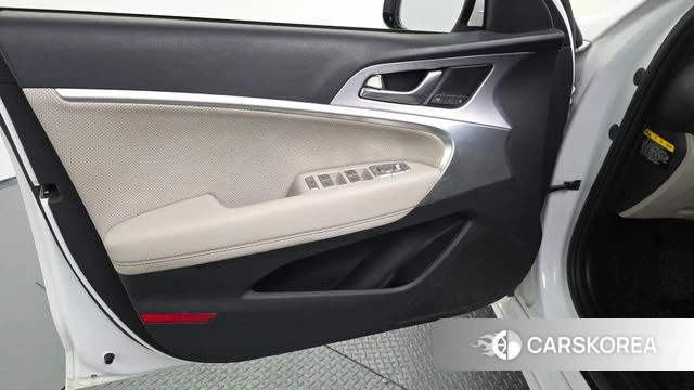 Genesis G70 id 4750949 из Кореи 16