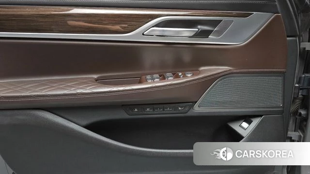 BMW 7 Series (G11) id 4383989 из Кореи 16