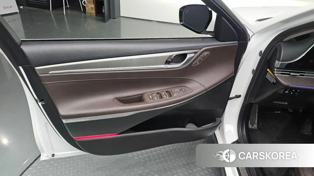 Hyundai The New Grandeur IG Hybrid id 4741765 из Кореи 16