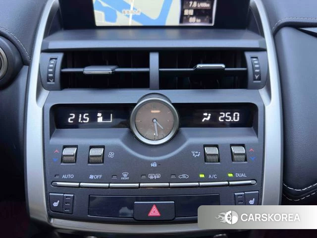 Lexus NX id 4241145 из Китая 16