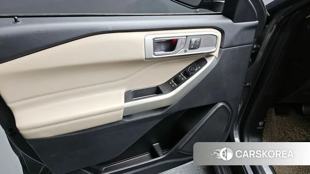 Ford Explorer 6th Generation id 4302946 из Кореи 16
