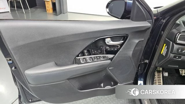 Kia Niro id 4900729 из Кореи 16