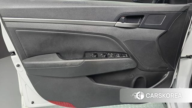Hyundai The New Avante AD id 4900198 из Кореи 16