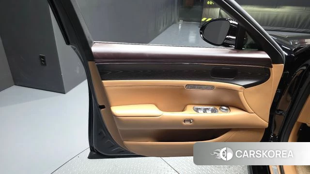 Genesis G90 (RS4) id 4774412 из Кореи 16