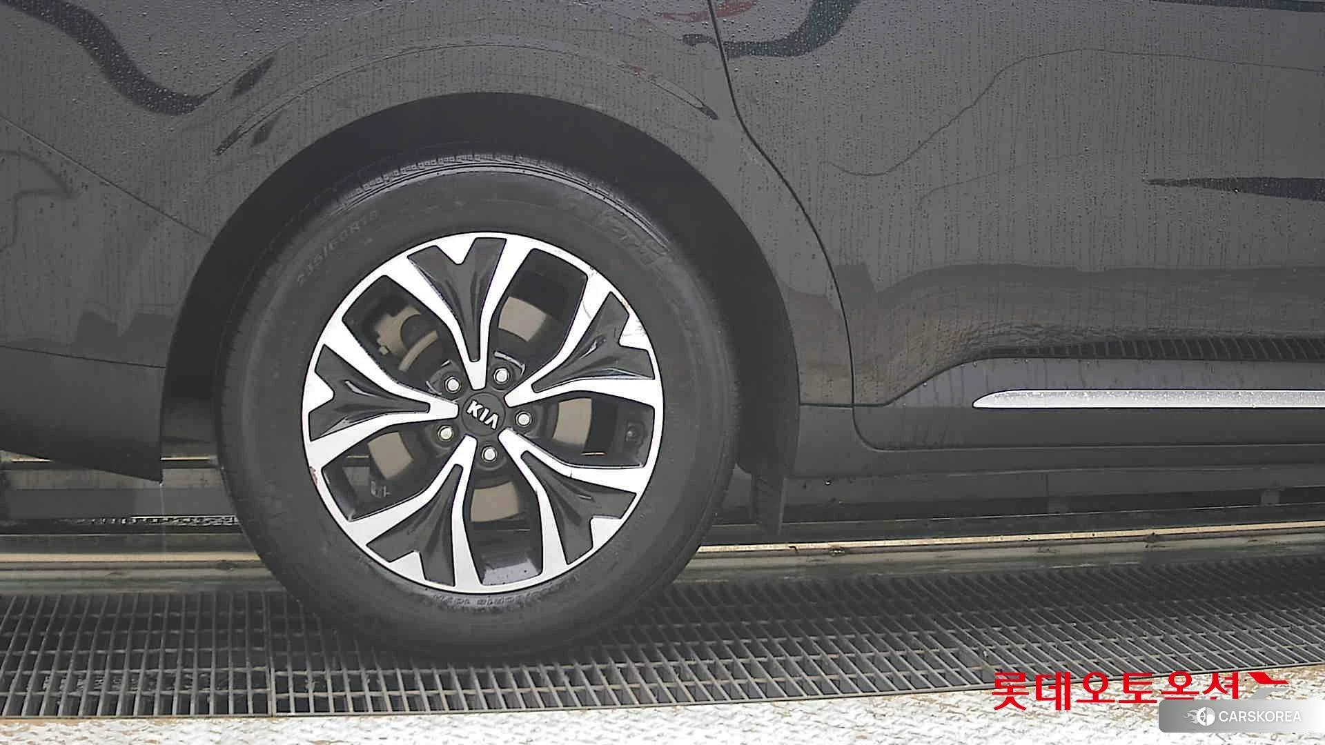 Kia Carnival id 4352408 из Кореи 16