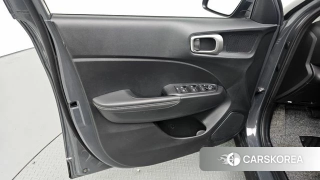 Hyundai Venue id 4523186 из Кореи 16