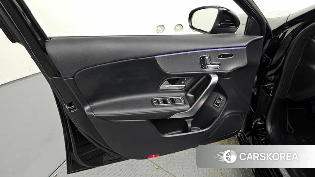 Mercedes-Benz A-Class W177 id 4657249 из Кореи 16