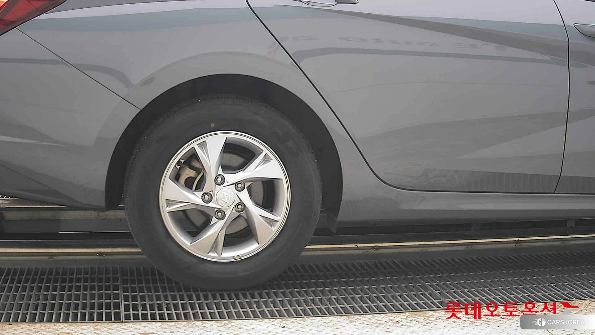Hyundai Avante id 4902395 из Кореи 16