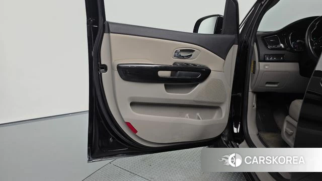 Kia The New Carnival id 4918566 из Кореи 16