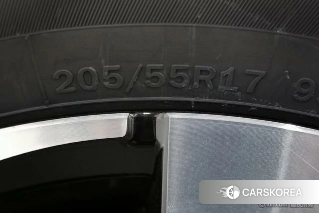 Volkswagen Exploring the shadow id 4272376 из Китая 16