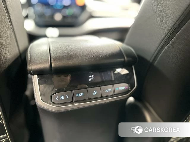 Toyota Crown Lufang id 4221069 из Китая 16