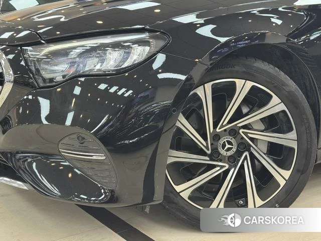Mercedes-Benz E-class id 4290213 из Китая 16