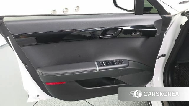 Hyundai Grandeur Hybrid (GN7) id 4337206 из Кореи 16