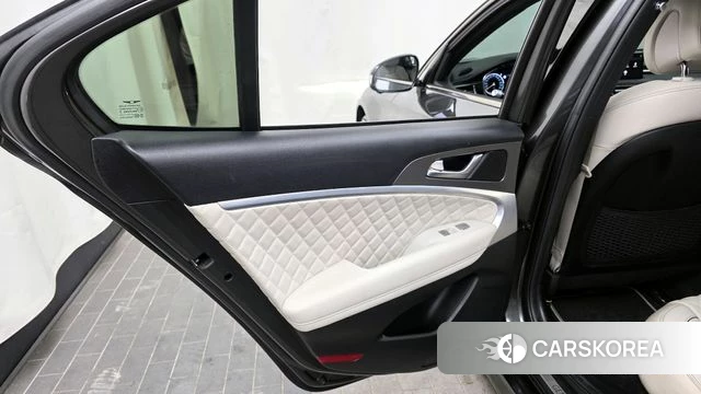 Genesis The New G70 Shooting Brake id 4243476 из Кореи 16