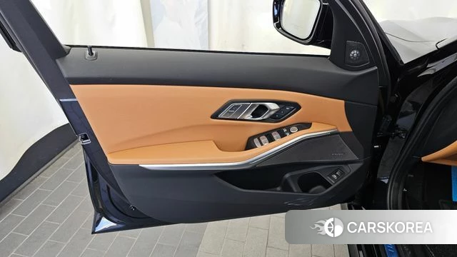BMW 3 Series (G20) id 4778358 из Кореи 16